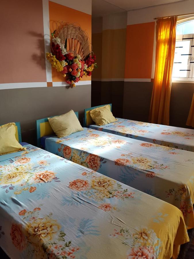 Sikamifer Hotel Quatre Bornes Esterno foto