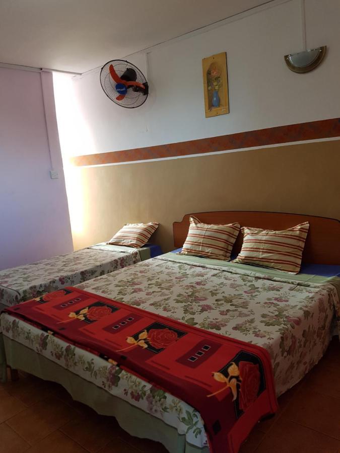 Sikamifer Hotel Quatre Bornes Esterno foto